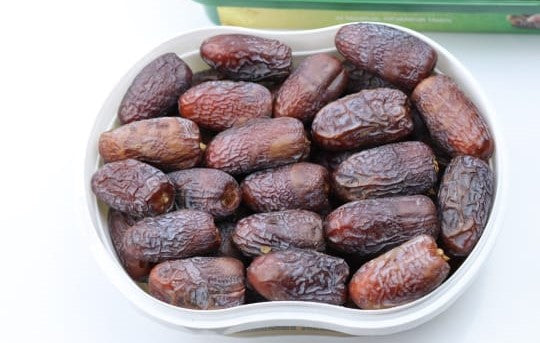 Amber Dates