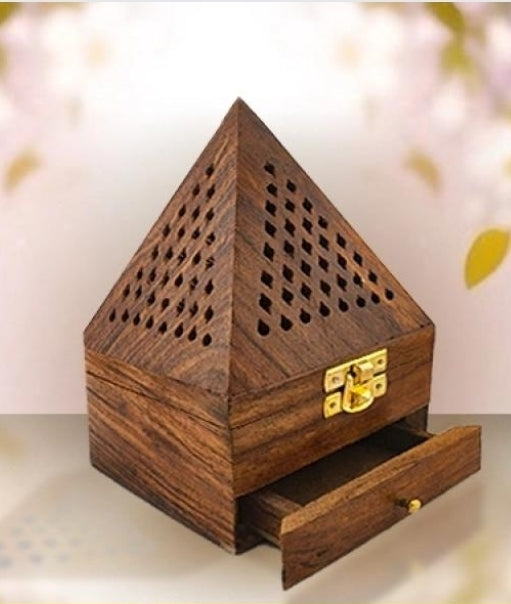 Personalised Arabic Calligraphy Oud Incense Gift Set/ Prayer Room Set